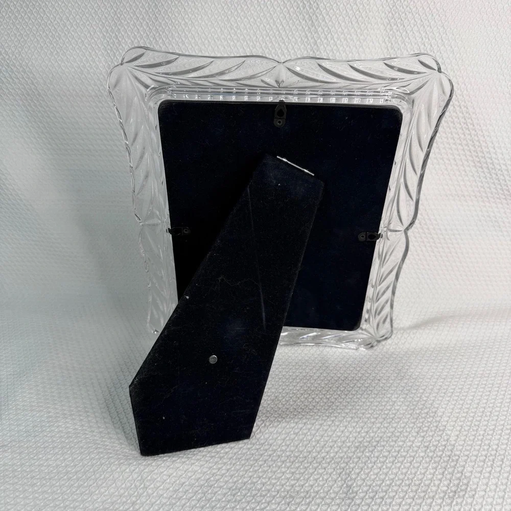 Vintage Heavy Lead Crystal 6 Opening Collage Picture Frame Scalloped Leaf 11x13